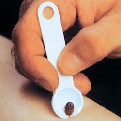 Инструменты и приспособления для удаления клеща